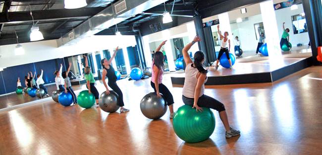 exercícios bola de pilates fitness